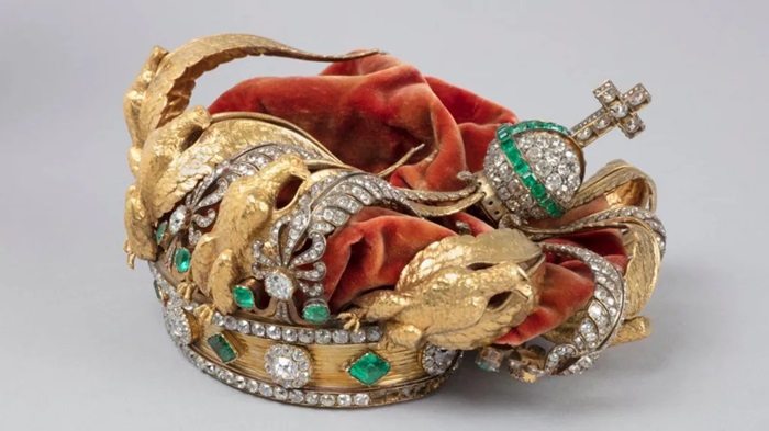 The Louvre issued the first photos of the crown since the raid, showing the damage it sustained