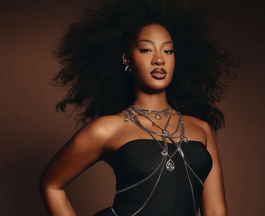 Nigeria’s Tems makes history as first African female artist with 7 entries on Billboard Hot 100