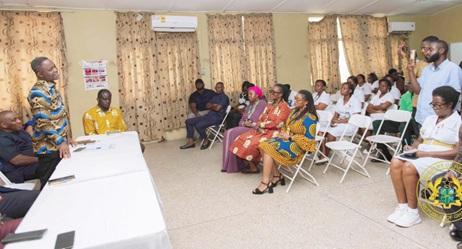 Kwabena Mintah Akandoh, Minister of Health, in a closed-door meeting with the staff of the hospital Kwabena Mintah Akandoh, Minister of Health, in a closed-door meeting with the staff of the hospital