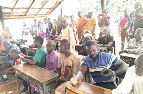 Some affected people in the community Some affected people in the community