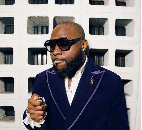 Davido: Being celebrity expensive, I spend N400m ($289,703) monthly 