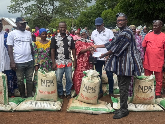 Salaga North MP supports women farmers with cash, fertiliser 
