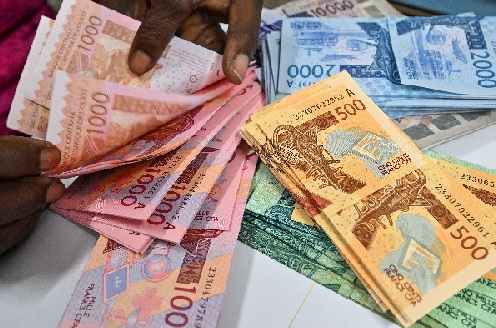 ECOWAS reaffirms plans to launch single currency in 2027