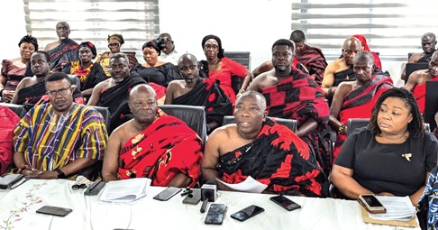 Dr Nana Adarkwah Bediako III (2nd from right), Gyasehene of Apinto Divisional Council, addressing the press. With him are members of the traditional council