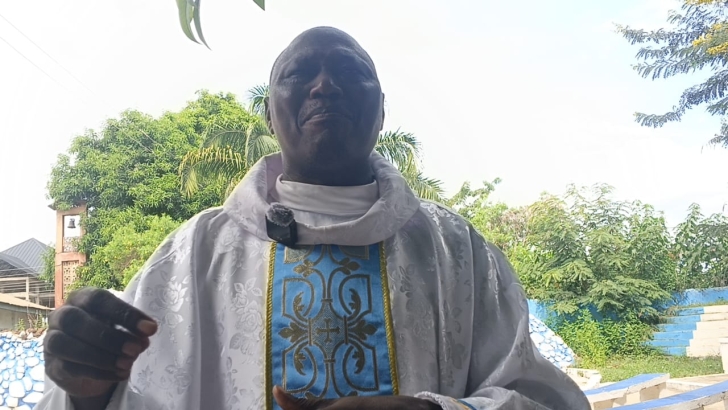Catholic priest calls for unity beyond politics, ethnicity