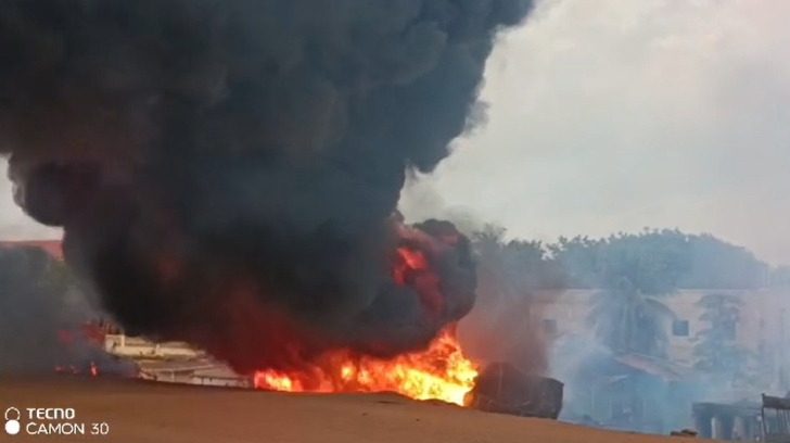 Fire destroys eight shops at Sakumono Estate Junction