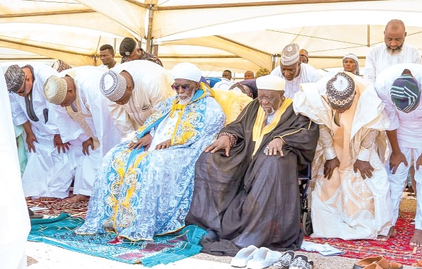 Sheikh Osmanu Nuhu Sharubutu (2nd from left) leading the prayers Sheikh Osmanu Nuhu Sharubutu (2nd from left) leading the prayers