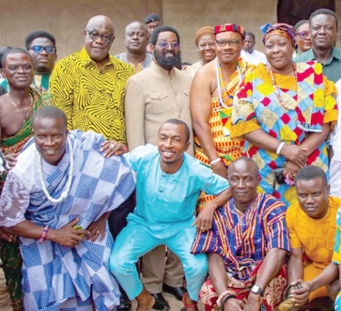 Fritz Baffour (2nd from left), former MP for Ablekuma South; Alfred Okoe Vanderpuije (3rd from left), MP for Ablekuma South; Nii Adotey Barimah II (4th from left), Chorkor Mantse, with some members of the assembly and residents at the project site. Fritz Baffour (2nd from left), former MP for Ablekuma South; Alfred Okoe Vanderpuije (3rd from left), MP for Ablekuma South; Nii Adotey Barimah II (4th from left), Chorkor Mantse, with some members of the assembly and residents at the project site.