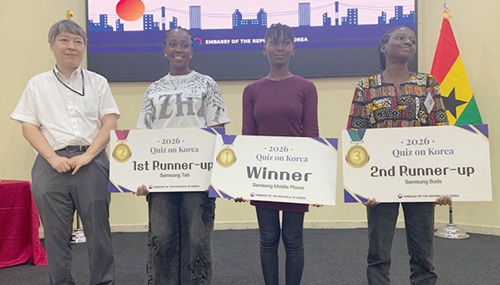 Grace Amoateng (2nd from right), student of the University of Ghana and winner of the Quiz on Korea, with Priscilla Bedu Addo (right), 2nd runner-up, and Stephanie Cudjoe (2nd from left), 1st runner-up, displaying their prizes. With them is Shin Min Cheol (left), Counsellor at the Korean Embassy. Picture: SAMUEL OHENE EWUR
