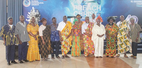 Dzifa Abla Gomashie (4th from right), Minister of Tourism, Culture and Creative Arts, with Eric F. Avah  (5th from right), Parish Pastor, El Shammah, Global Evangelical Church; Dr Peter Hayibor (6th from left), Presbyter, Global Evangelical Church; and other pastors and presbyters of the church.  Picture: ERNEST KODZI