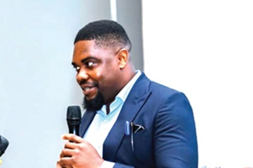Papa K.A. Empeh,  Mining engineer, delivering the lecture