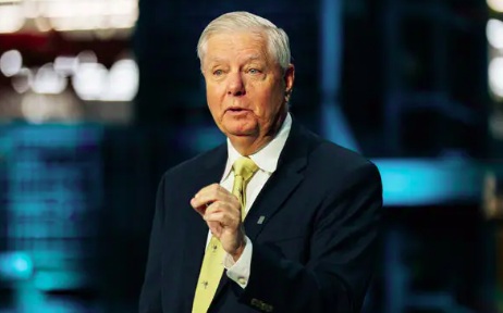 US Senator Lindsey Graham dies after 'brief and sudden illness', his office says