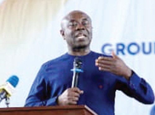 Emmanuel Kwadwo Agyekum, Minister of Labour, Employment and Job Creation, speaking at the congregation ceremony