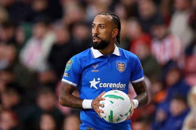 Premier League star Sorba Thomas crashes car outside training ground