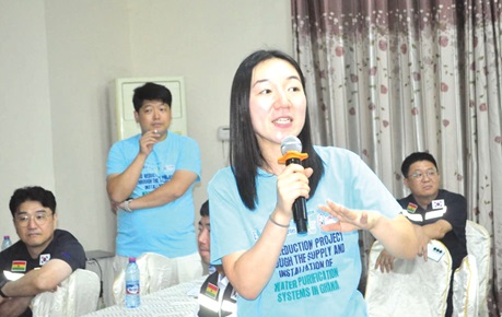 Catherine Chu, Assistant Manager, EWC responding to a question during the open forum