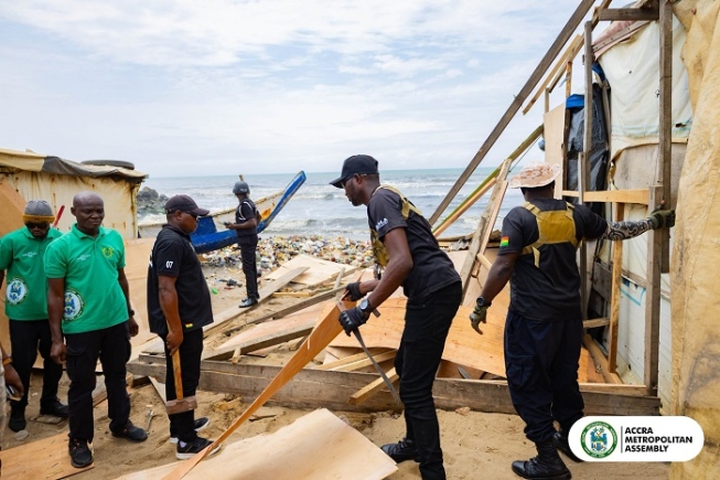 Dogo Beach squatters given one-week ultimatum to vacate ahead of demolition