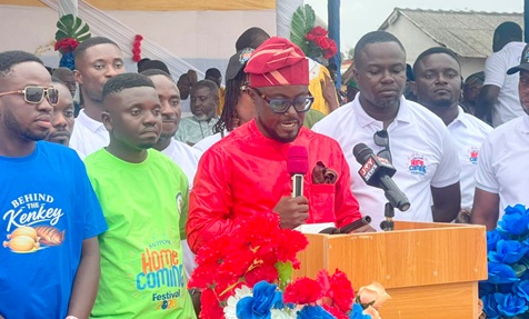 Ernest De-Graft Egyir, Founder of the Mfantseman Saltpond Development Alliance, addressing the gathering 