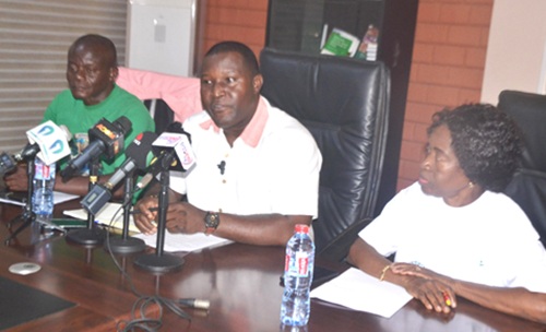 Daryl Bosu (middle), National Director of A Rocha Ghana, addressing journalists