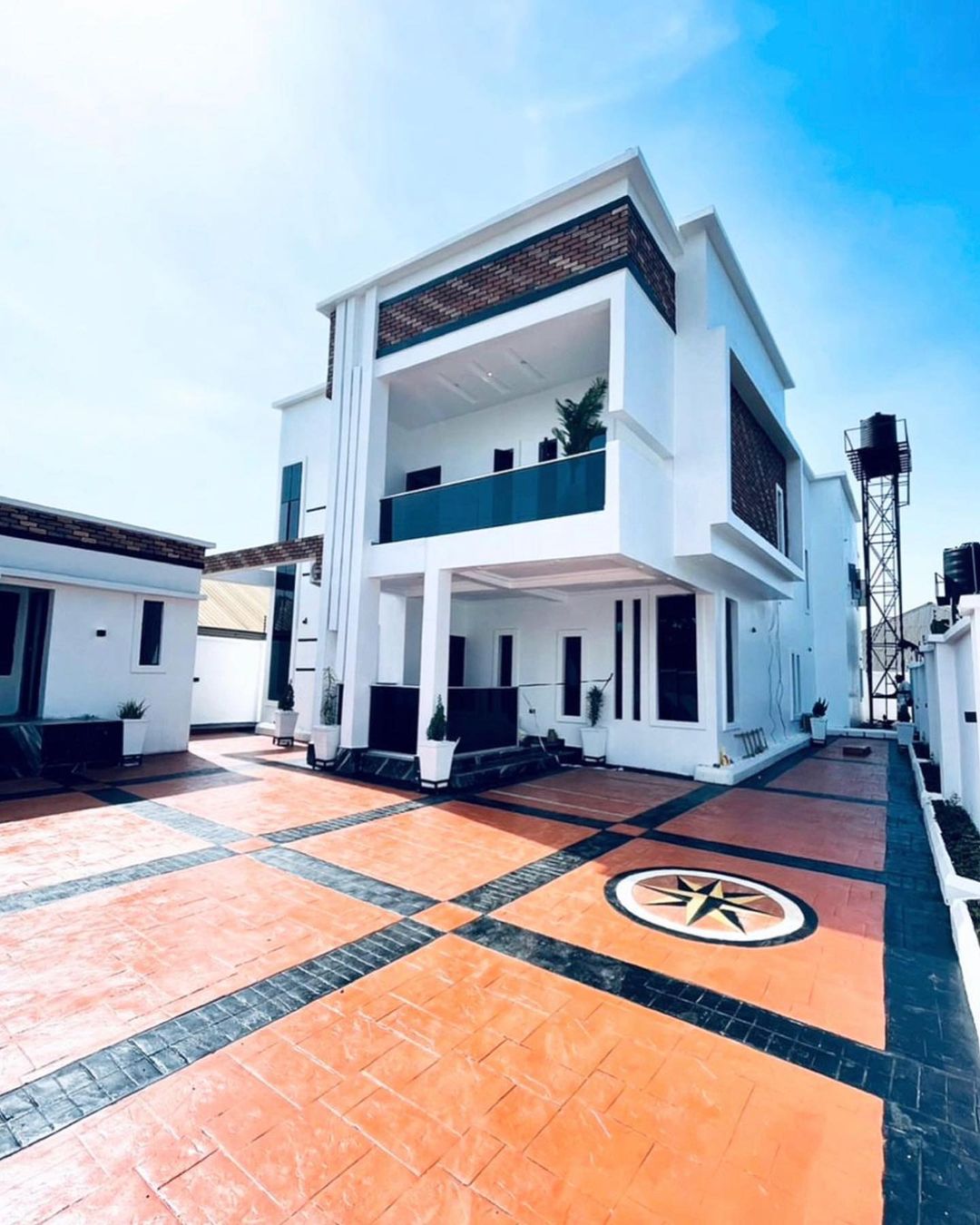 Nollywood actress Favour Oma gifts herself two plush mansions to mark birthday