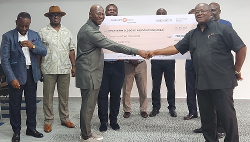 MOBA '83 Donates GHC 1.4M to MOBA Spearheaded by Moses K. Baiden and Alex Dadey