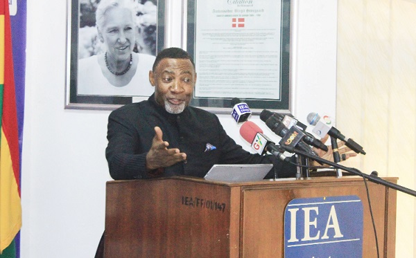 • Rev. Dr Lawrence Tetteh, President of the Worldwide Miracle Outreach