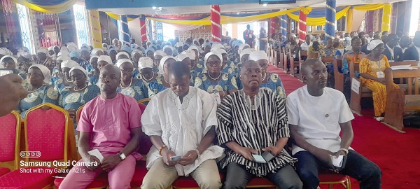• Rt Rev. Alfred Appiah Andam (inset), Bishop of the Wenchi Diocese of the Methodist Church Ghana, addressing the Synod