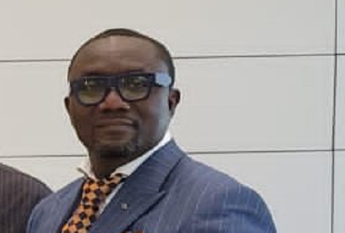  Dr Edward Owusu