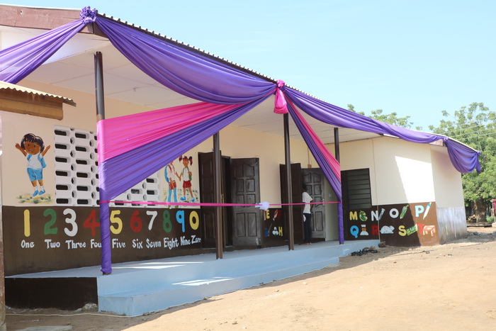 Real Estate Developer, Appolonia City on Tuesday, November 13, 2018 handed over a two unit kindergarten block for the Appolonia Kpone Katamanso Municipal Assembly (KKMA) Methodist Primary School. 