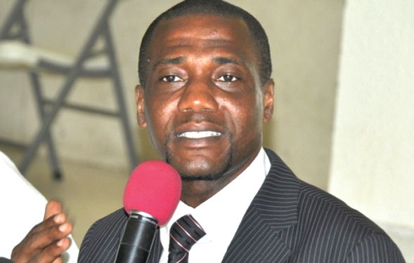  Mr Bernard Mornah  — Addressed the press conference
