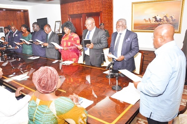  President Nana Addo Dankwa Akufo-Addo swearing in the board of the State Interest and Governance Authority (SIGA) at the Jubilee House