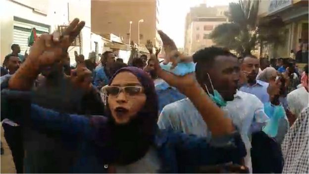 Protesters marched towards the presidential palace on Thursday before security forces reportedly fired tear gas Protesters marched towards the presidential palace on Thursday before security forces reportedly fired tear gas