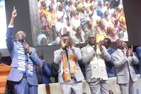 Apostle Dr. Aaron Ami-Narh (left), President, Apostolic Church with Apostle Frederick Yaw Agyemang (left), Vice President and Dr Daniel Bardoom Kissi(2nd right), General Secretary respectively responding to cheers from the congregation. Pix Samuel Tei Adano