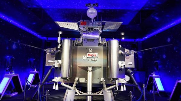 A mock-up of the Chang'e-4 lander and rover, on display in Dongguan, China
