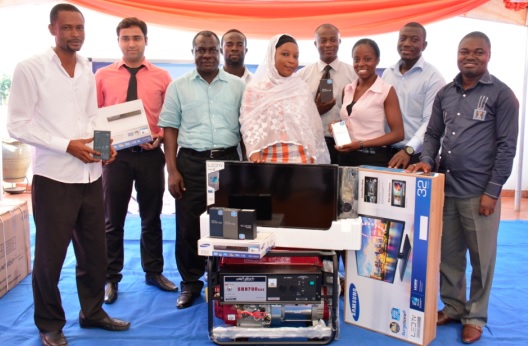 Winners of the first mini-draw of the “Easy Access Promo.