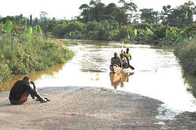 Communities on either side of the Birim River can use dug-outs to go to farm or visit neighbours or relatives  Picture: Takyi-Boateng