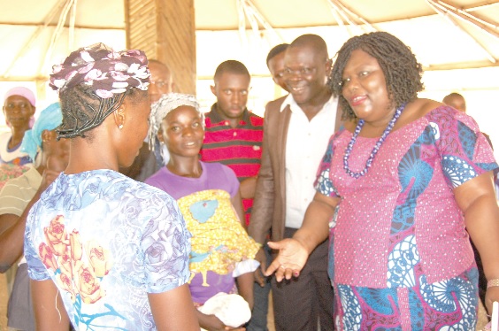 Nana Oye  Lithur interacting with some of the Kayayie