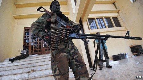 Seleka rebel fighters are guarding the presidential palace in Bangui