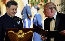 Trump and Xi attend a dinner at the White House