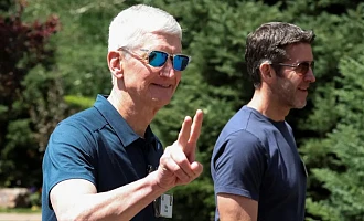 Apple CEO Tim cook is leaving the role later this year.