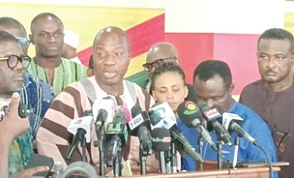 Mahama Ayariga, the Majority Leader, addressing the press 