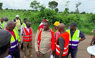 Roads Minister slams Oti regional officials for failing to report contractors who abandon projects