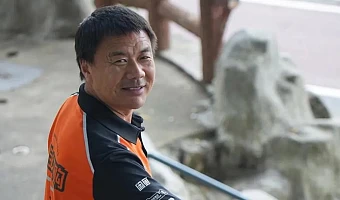 Wang Jibing, a food delivery rider, posted his poems and essays on social media for years before going viral